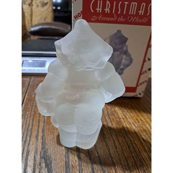 Vintage 1996 House of Lloyd Christmas Around the World Crystal Claus Figurine - Picture 4 of 12